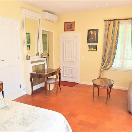 บีแอนด์บี อบอุ่น เงียบสงบ พร้อมครัวและสระว่ายน้ำ Bed & Breakfast กราส ภายนอก รูปภาพ